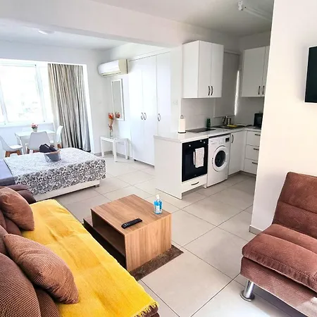 Appartement Stylish - 2 Minutes From Kastella