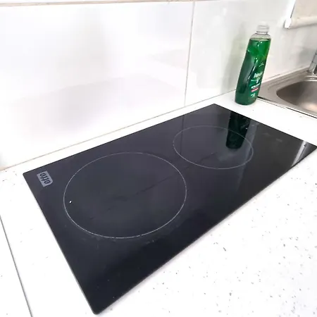 Stylish - 2 Minutes From Kastella *