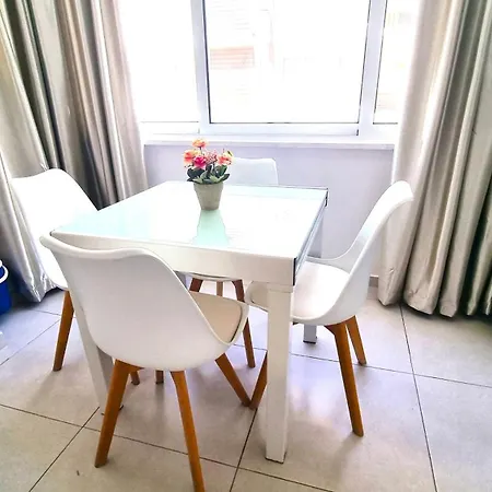 Stylish - 2 Minutes From Kastella Apartamento *